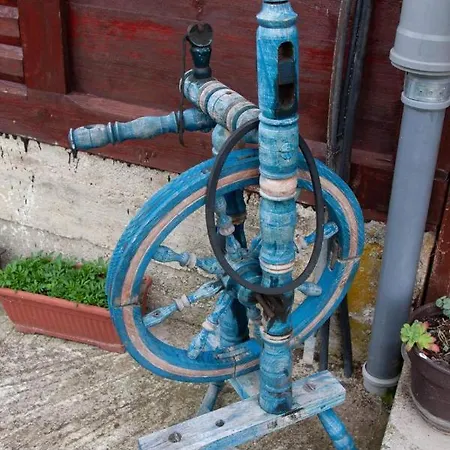 アパート Beslic Kremna